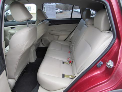 Used 2013 Subaru XV Crosstrek 2.0i Limited image 17