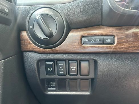 Used 2017 Nissan Titan XD 4x4 Crew Cab image 13