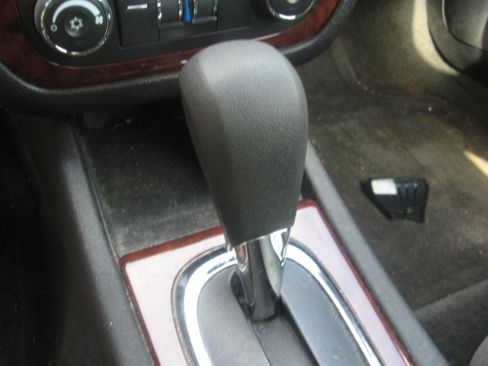 Used 2007 Chevrolet Impala LT FWD image 12