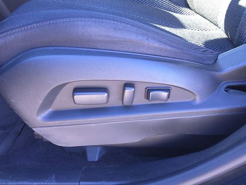 Used 2013 Chevrolet Equinox LT image 30