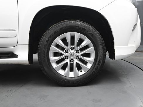 Used 2019 Lexus GX 460 Premium image 17