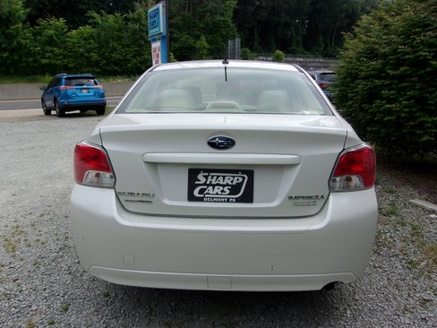 Used 2014 Subaru Impreza 2.0i Premium Sedan AWD/4WD image 4