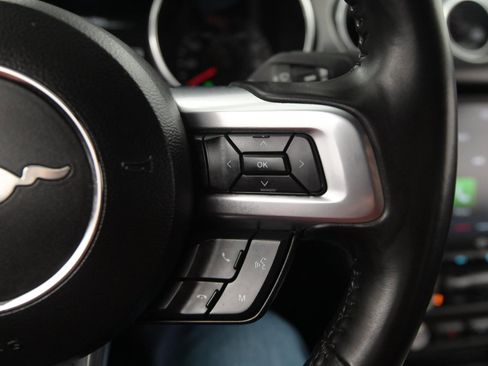 Used 2018 Ford Mustang GT Premium image 31