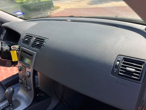 Used 2007 Volvo S40 2.4i FWD image 24