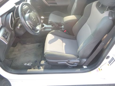 Used 2015 Scion tC Release Series 8.0 image 12