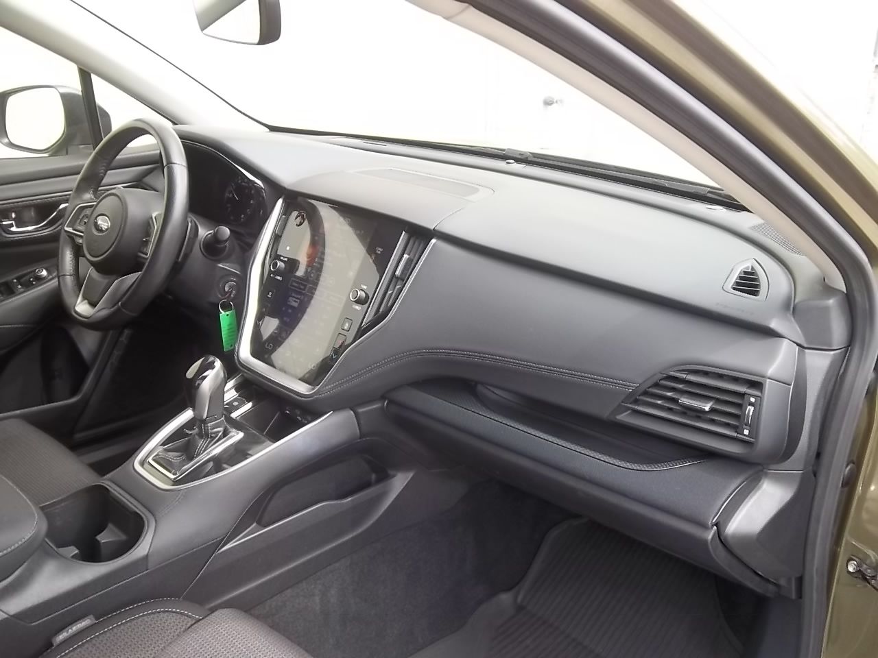 Used 2020 Subaru Outback Premium AWD/4WD image 23