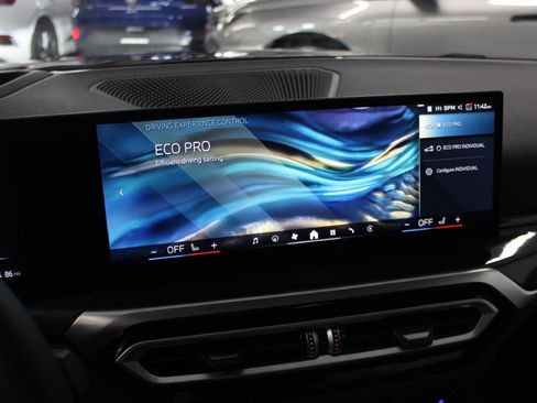 Used 2024 BMW i4 xDrive40i image 31