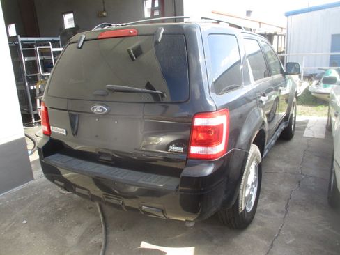 Used 2012 Ford Escape XLT image 8