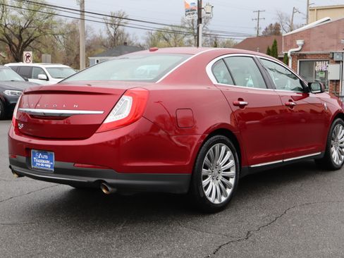 Used 2015 Lincoln MKS Elite image 8