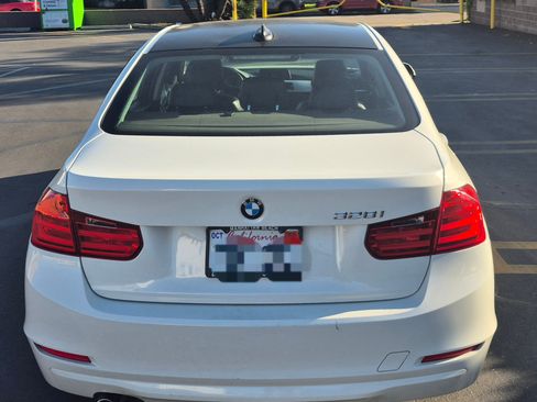 Used 2013 BMW 328i Sedan RWD image 9