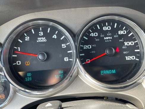 Used 2013 Chevrolet Silverado 1500 LT Z71 image 11