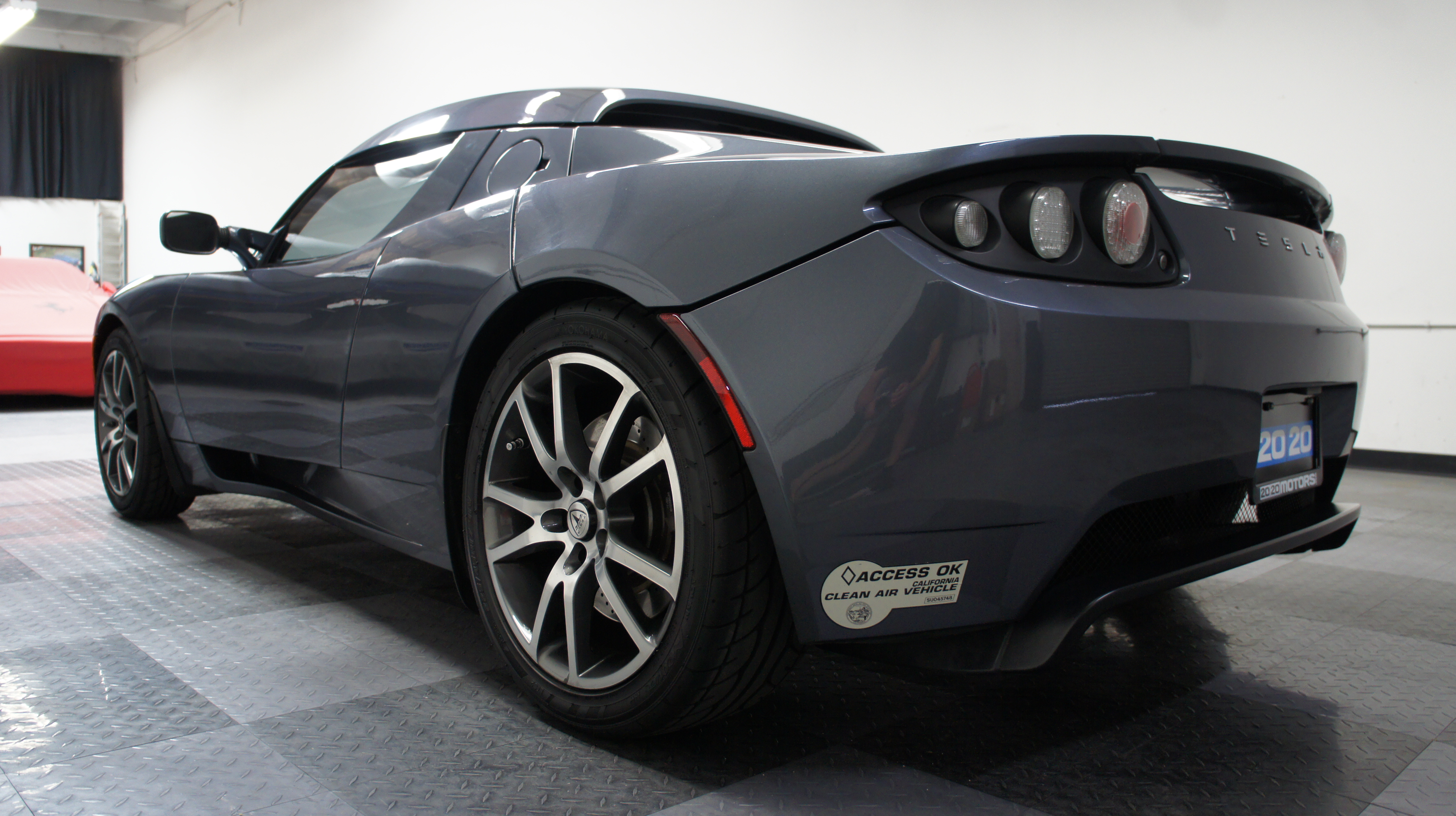 Used 2008 Tesla Roadster RWD image 8