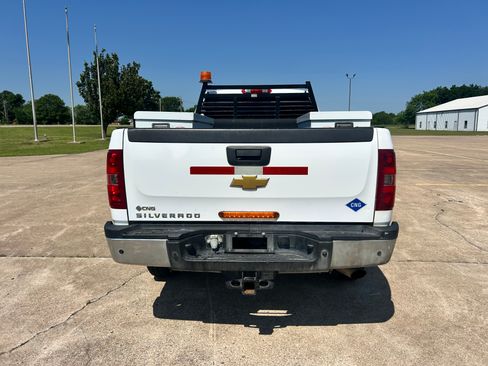 Used 2013 Chevrolet Silverado 2500 RWD image 6