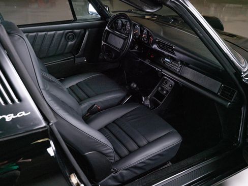 Used 1987 Porsche 911 Carrera RWD image 69