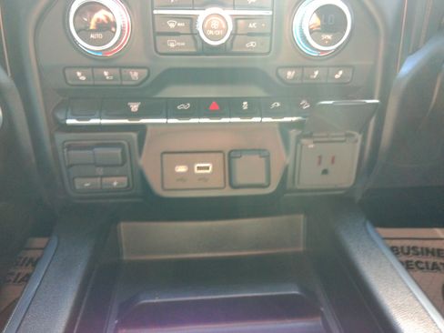 Used 2022 GMC Sierra 2500 AT4 image 85