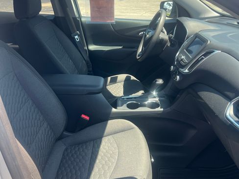 Used 2020 Chevrolet Equinox LT image 21