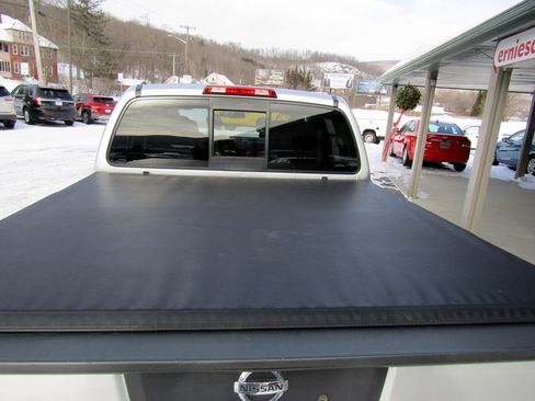 Used 2019 Nissan Frontier PRO-4X image 15