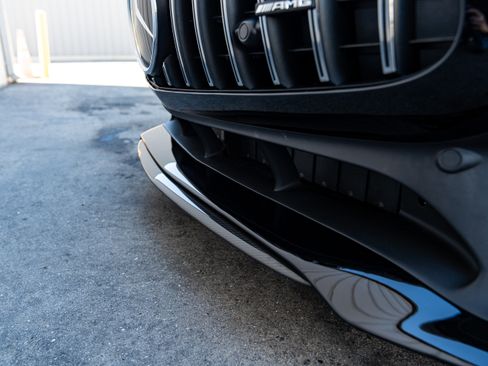 Used 2018 Mercedes-Benz AMG GT R image 28