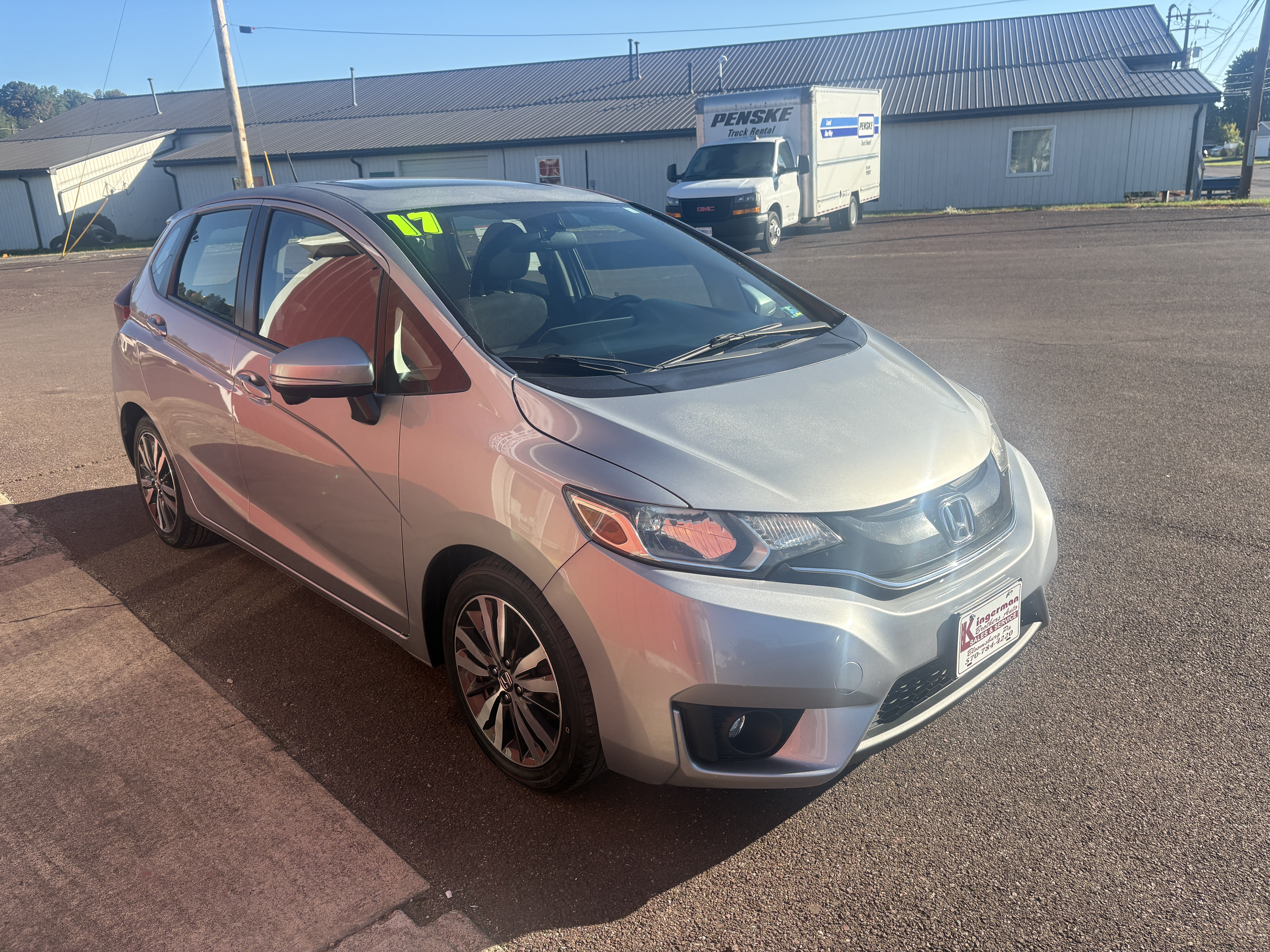 Used 2017 Honda Fit EX image 3