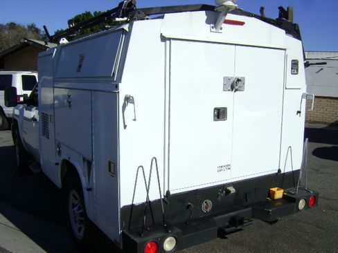 Used 2012 Chevrolet Silverado 3500 image 5