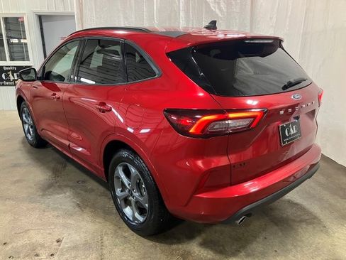 Used 2024 Ford Escape ST-Line image 3