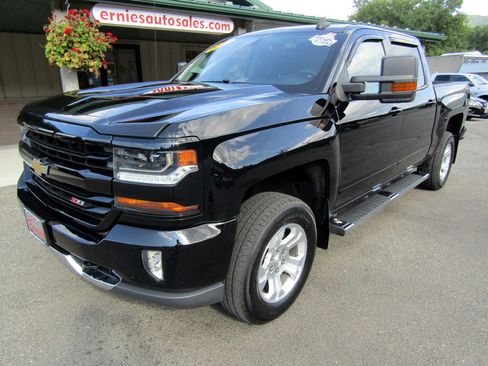 Used 2017 Chevrolet Silverado 1500 4x4 Crew Cab LT image 8