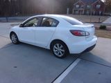 Used 2010 MAZDA MAZDA3 i Touring image 4