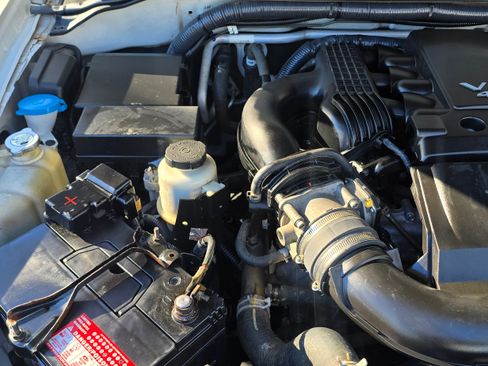 Used 2016 Nissan Frontier SV image 35