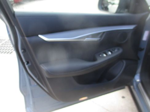 Used 2022 INFINITI QX50 AWD Luxe image 18