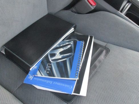 Used 2009 Honda Civic LX Sedan image 26