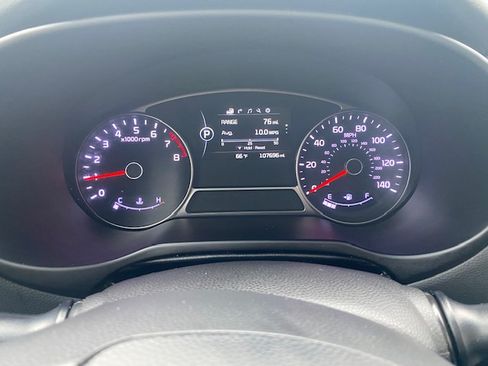 Used 2015 Kia Soul ! FWD image 10