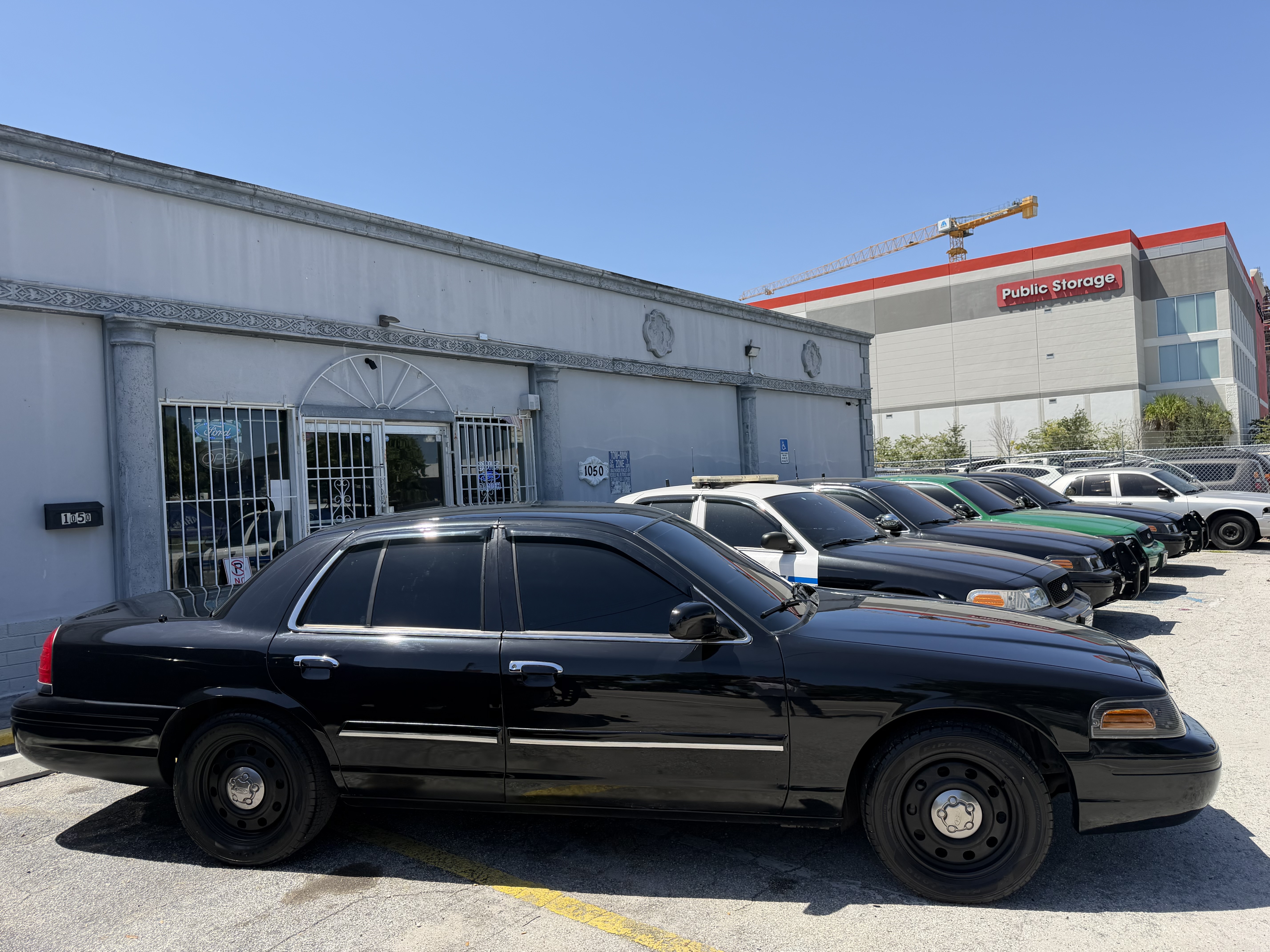 Used 2006 Ford Crown Victoria Police Interceptor RWD image 10
