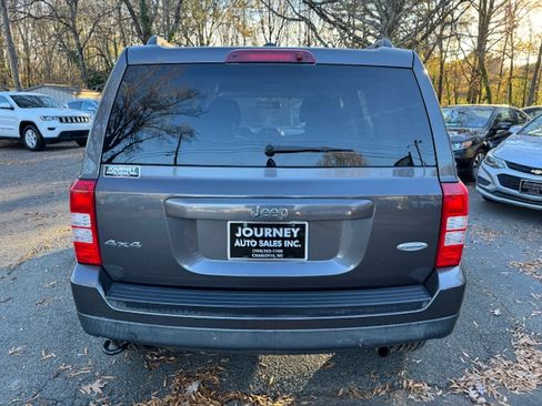 Used 2016 Jeep Patriot Latitude image 3