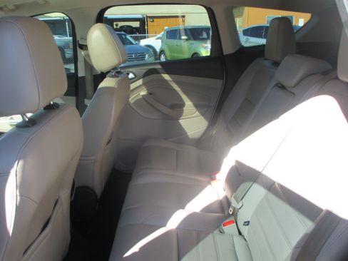 Used 2017 Ford Escape Titanium image 13