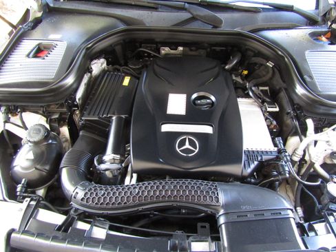 Used 2016 Mercedes-Benz GLC 300 image 18