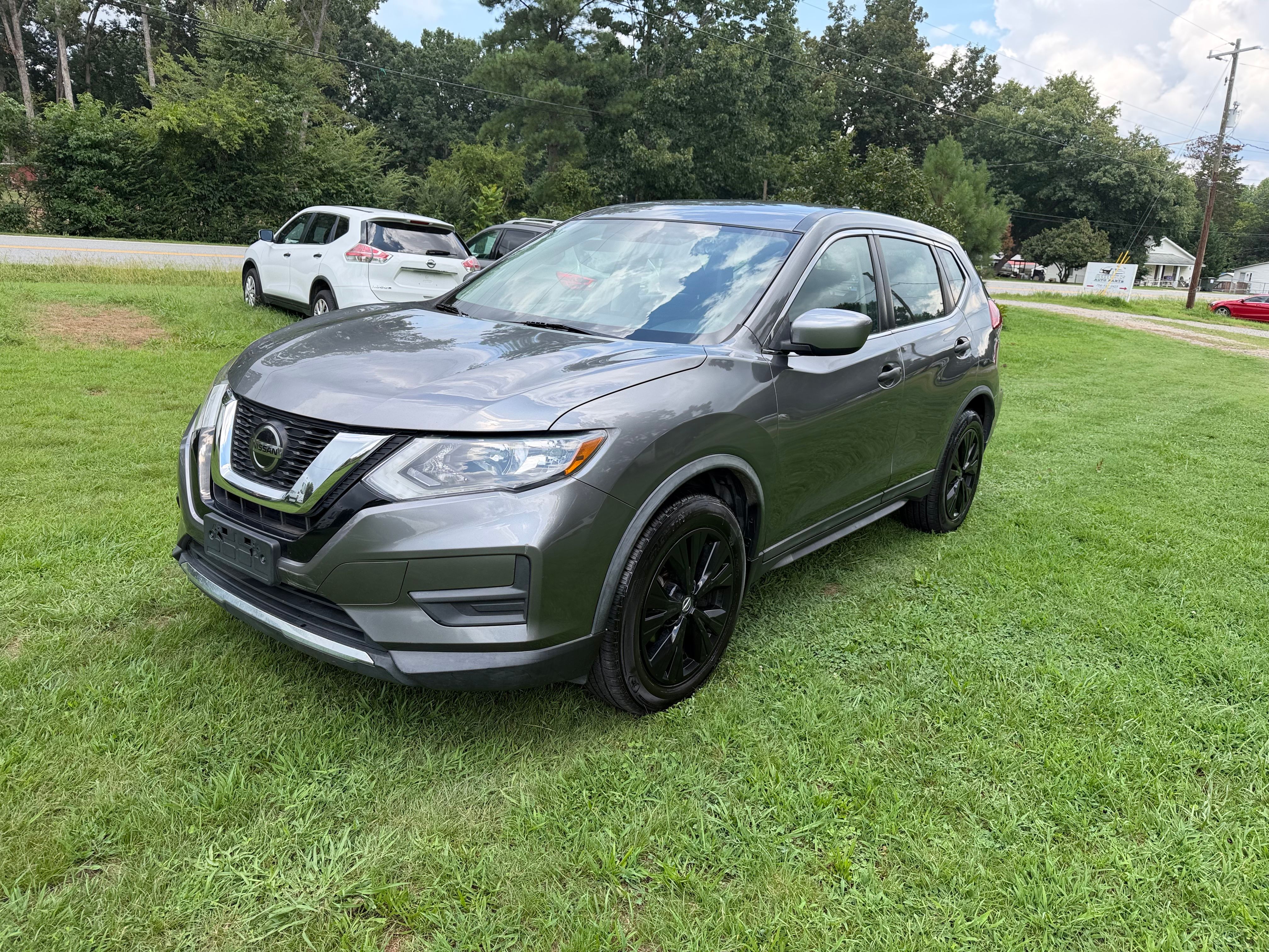 Used 2018 Nissan Rogue AWD image 6