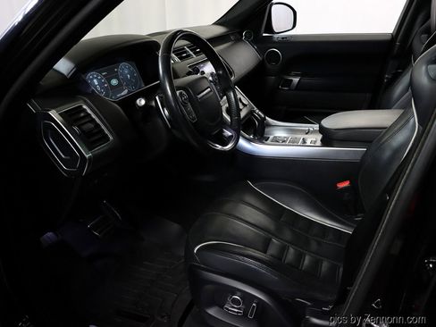 Used 2017 Land Rover Range Rover Sport SVR image 13
