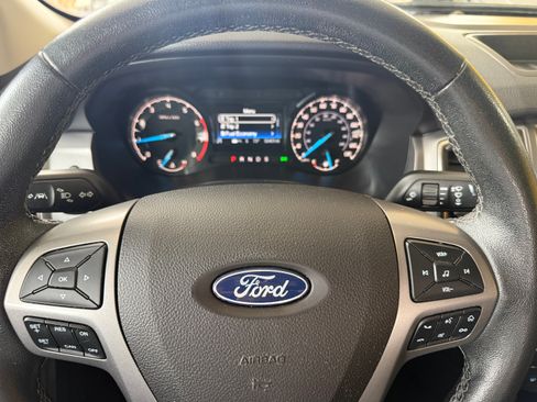 Used 2021 Ford Ranger XLT image 7