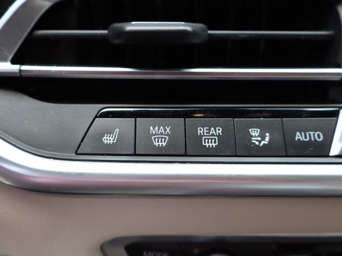 Used 2019 BMW X5 xDrive40i AWD/4WD image 30