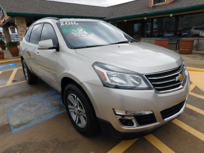 Used 2016 Chevrolet Traverse LT