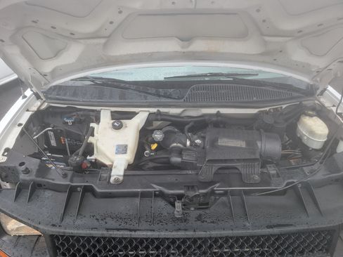 Used 2015 Chevrolet Express 3500 image 7