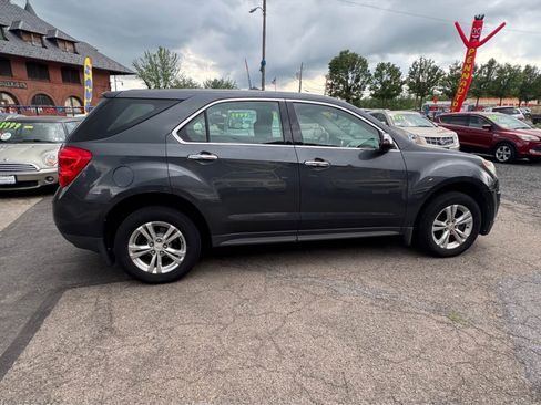 Used 2011 Chevrolet Equinox AWD LS image 3