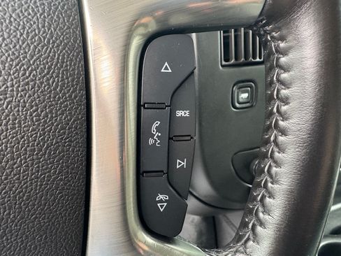 Used 2017 Chevrolet Express 2500 image 12