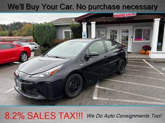 Used 2020 Toyota Prius XLE image 1