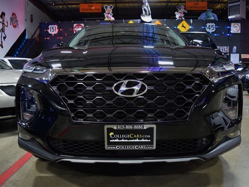 Used 2019 Hyundai Santa Fe SEL FWD image 10
