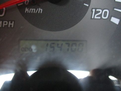 Used 2002 Nissan Frontier XE image 24