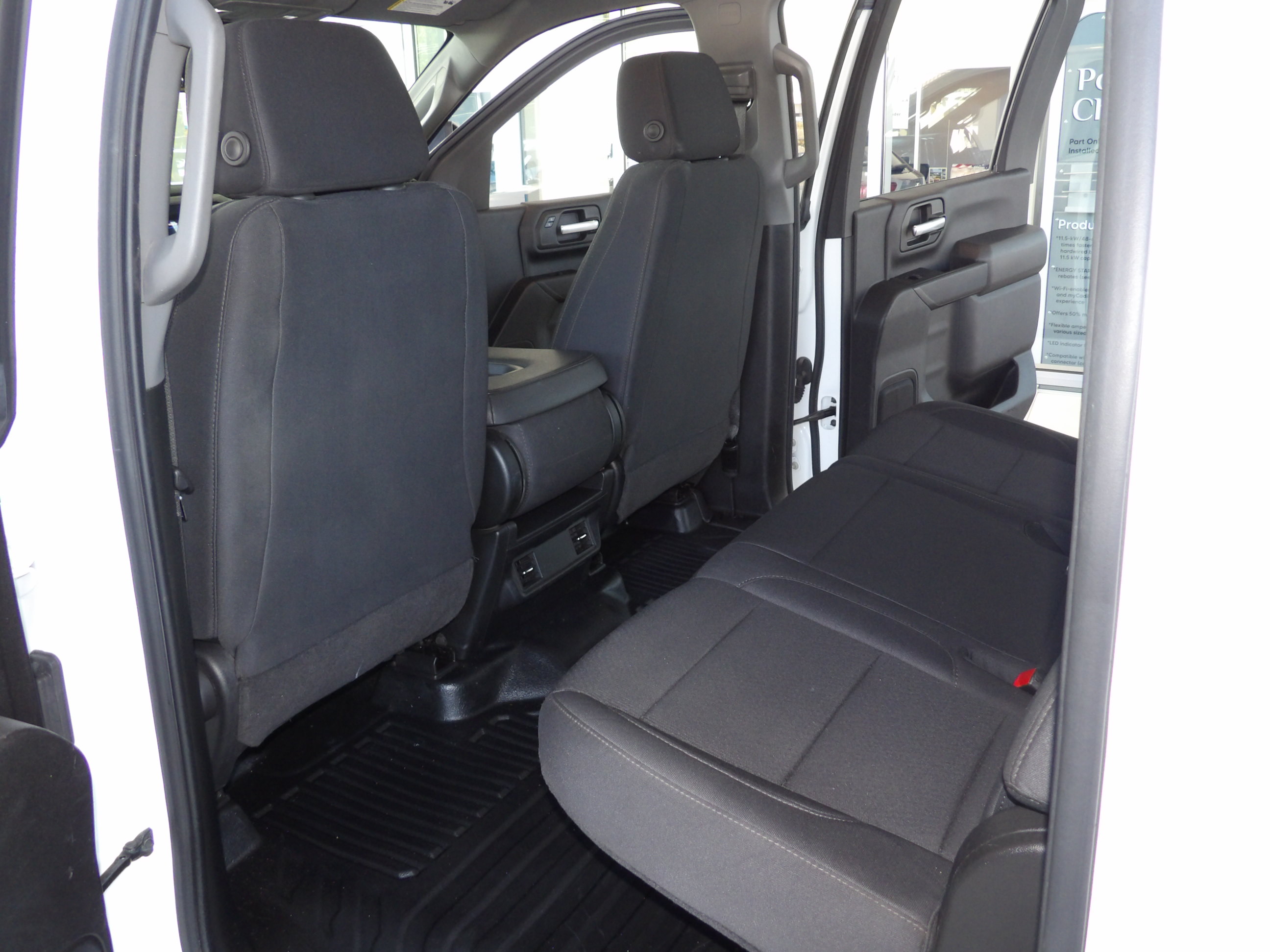 Used 2025 Chevrolet Silverado 3500 4x4 Crew Cab W/T image 18