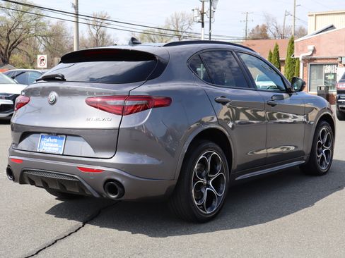 Used 2023 Alfa Romeo Stelvio Veloce image 8