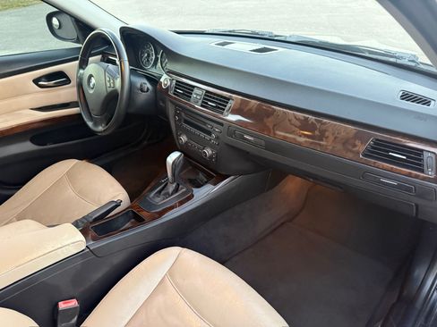 Used 2011 BMW 328i image 12