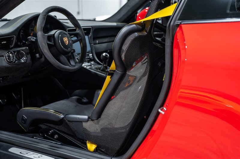 Used 2019 Porsche 911 GT3 RWD image 19